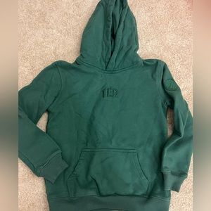 Tier NYC Green hoodie. Size 7Y